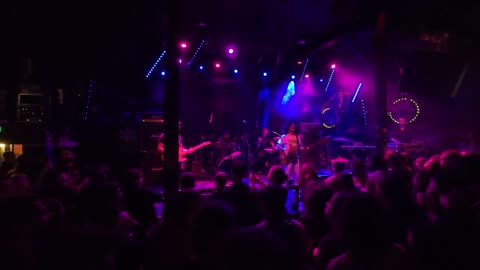 2025-01-25 Naxatras - Waves [Eightball Club]