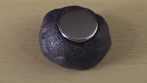 Ferromagnetic putty "eating" neodymium magnets