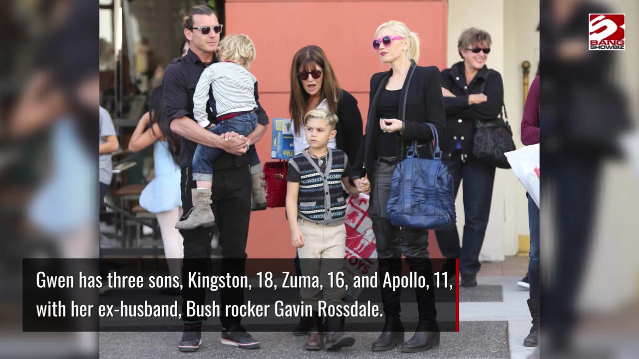 Gwen Stefani was kicked out of a London pub for bringing a baby into the establishment