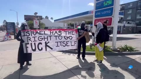 Very low turn out at the ‘Shut Down The Oscar’s’ pro-Hamas protest in Hollywood