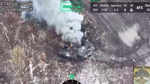 🇷🇺🇺🇦Ukrainian T-72M1 destroyed by multiple FPV drone strikes