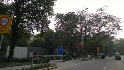 Riding through the serene Diplomatic Enclave of Chanakyapuri, South Delhi 🏍️🌳