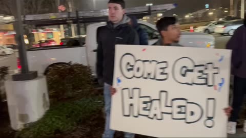 Chick-fil-a Oregon crowd hears the Gospel!