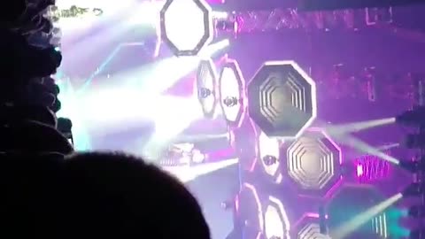 #ShittyMillennialVideos📱📹🎬 KISS 💋 - Deuce ♠️♥️♦️♣️🃏 @ Moda Center Portland, OR 02/01/2019