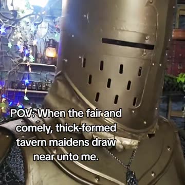 DID she see me 🏰👑