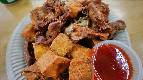 Chicken Deep Fried in SHRIMP Paste!! 🇲🇾 Belacan in Penang, Malaysia