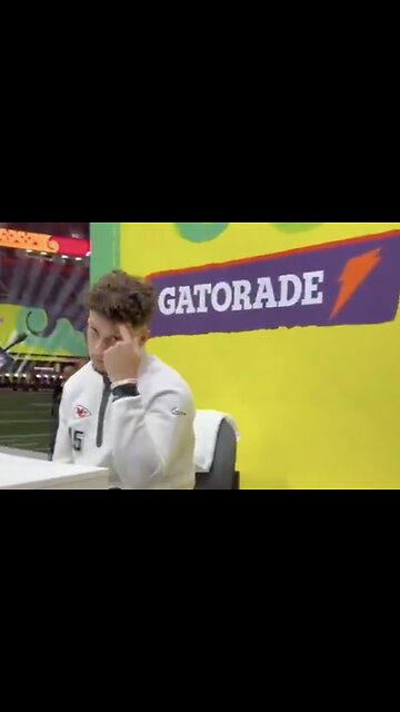 A reporter asked Patrick Mahomes who his favorite Referee is that helps the Chiefs win games