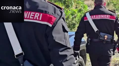 Trascina con la forza una donna per strada per abusare di lei: arrestato in Puglia