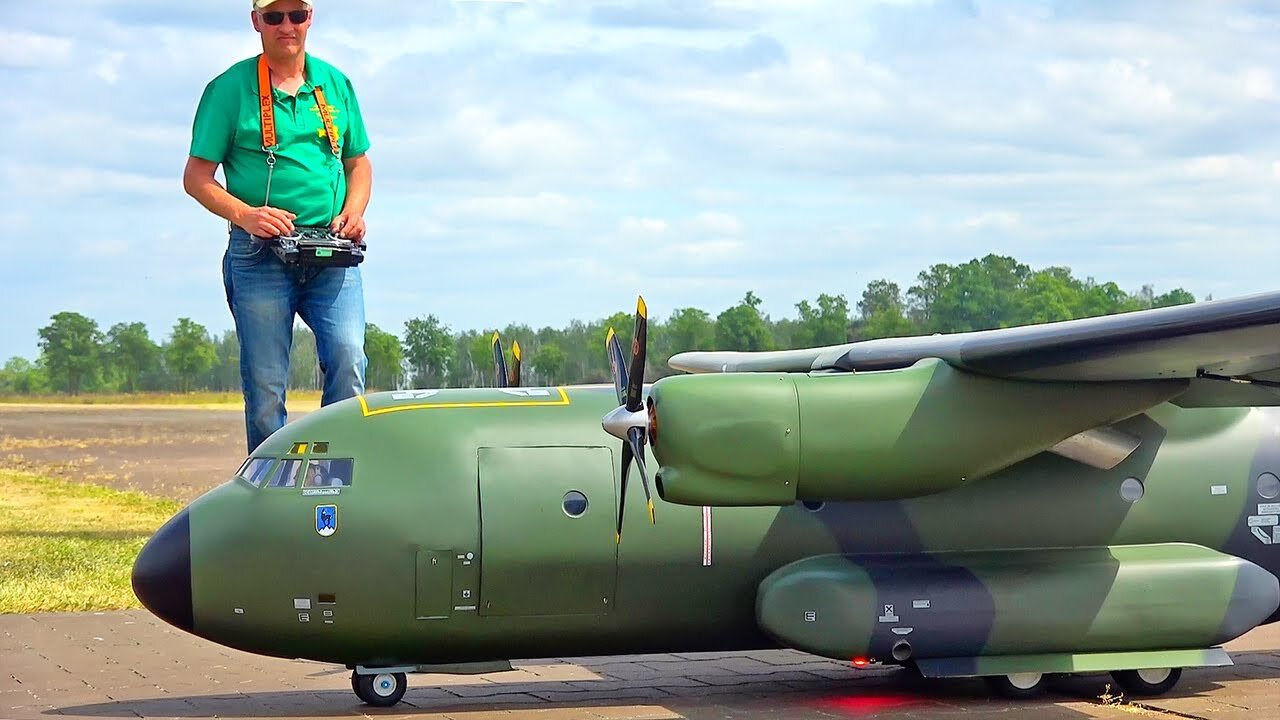 Masterpiece in Motion: Homemade XXXL Transall C-160 RC Airplane with Tug Demonstration Flight"