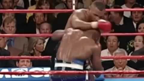 Mike Tyson vs Evander Holyfield