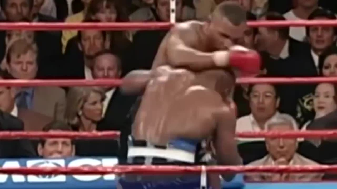 Mike Tyson vs Evander Holyfield