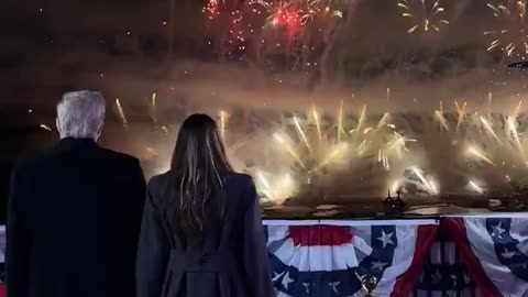 The General - BREAKING： President Trump and Melania Trump are enjoying a spectacular fireworks displ