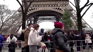 Eiffel Tower evacuated after fire alarm