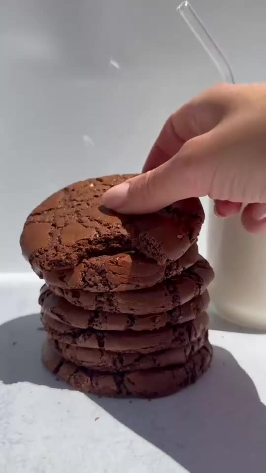 Chewy Gooey Brownie Cookies