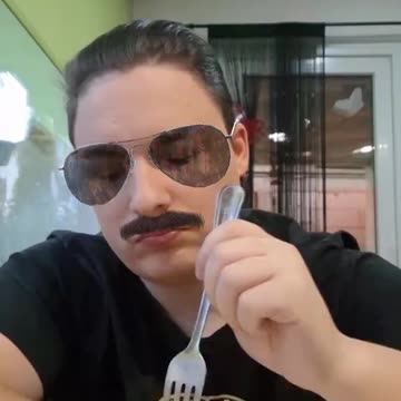 I am mucking the bang like it's a thang