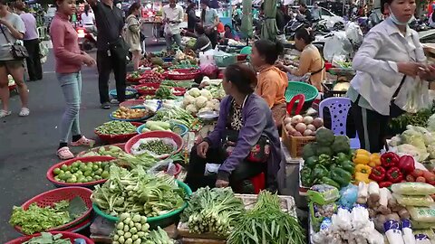 Cambodia Night Market food tour.Lifsty and people activity.