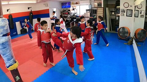 the Taekwondo kids class 1-2-25