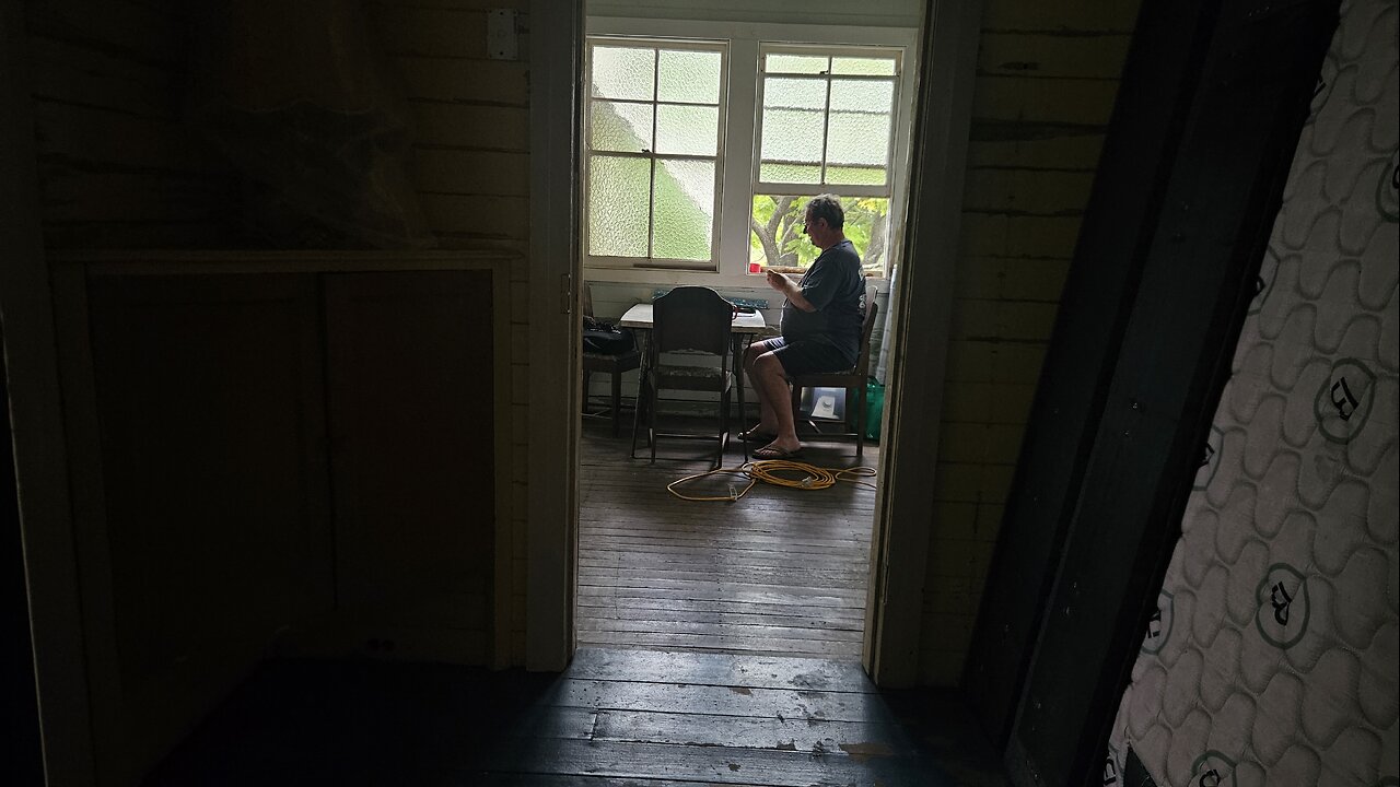 Waiting For The Water, Almost live from the Lismore Floods