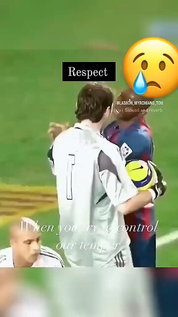 Respect Legendary Samuel Eto'o 🙏❤️#shorts #subscribe #sportsmanship