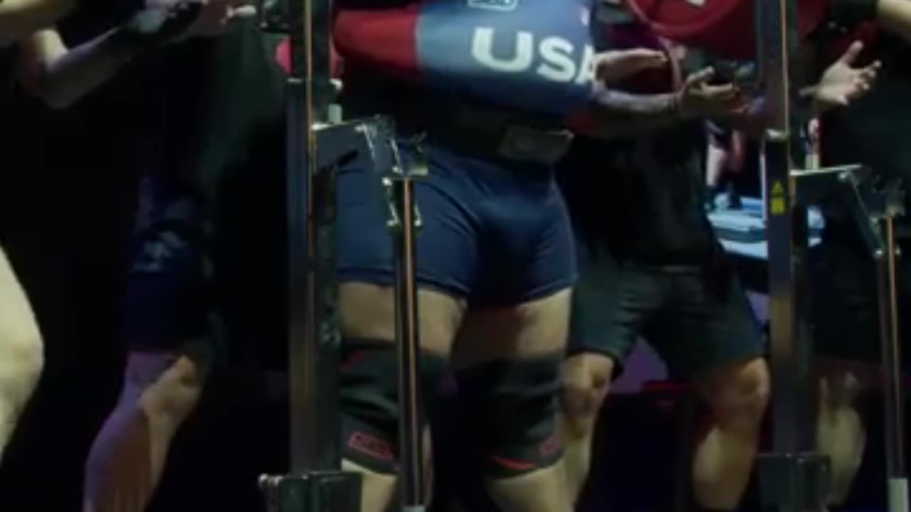 Jesus Olivares CRUSHES 478kg World Record Squat! 🏋️🔥