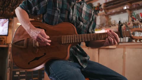 Guitars by The Vail Workshop - Luthery