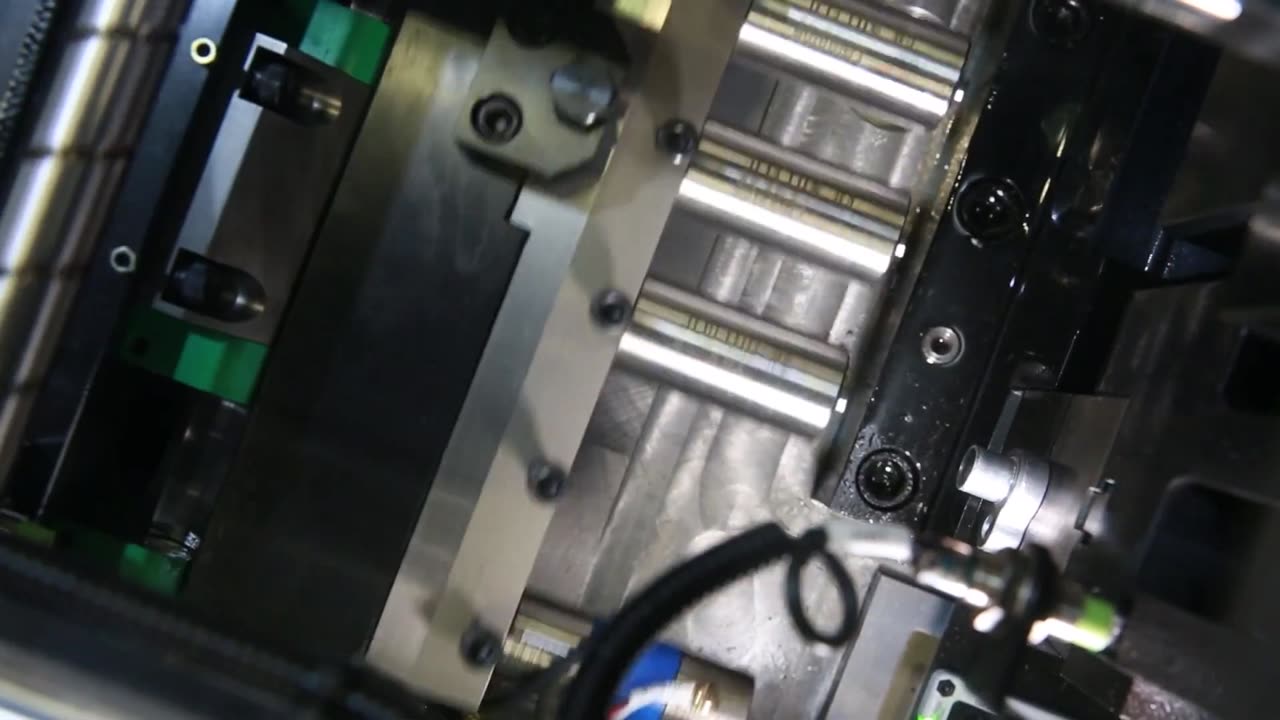 wtm - 6stage servo Forming machine