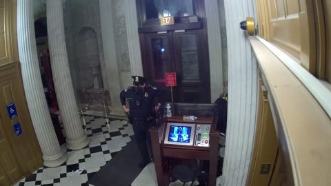 0216USCS02UpperSenateDoorInterior_2021-01-06_23h20min03s257ms.mp4