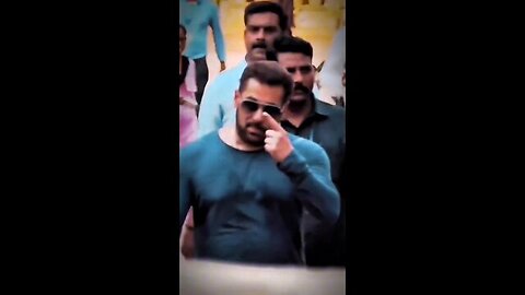 BHAI JAAN ICONIC WALK 🔥✨ BOLLYWOOD WHATSAPP STATUS 👀 #trending #shorts #bollywood #salmankhan