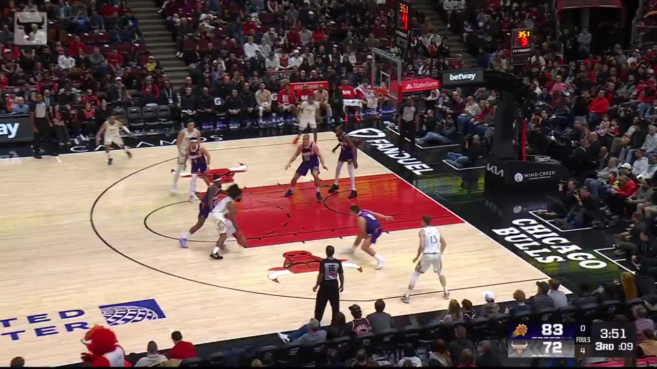 Chicago Bulls - Julian's second triple of the game 🎯