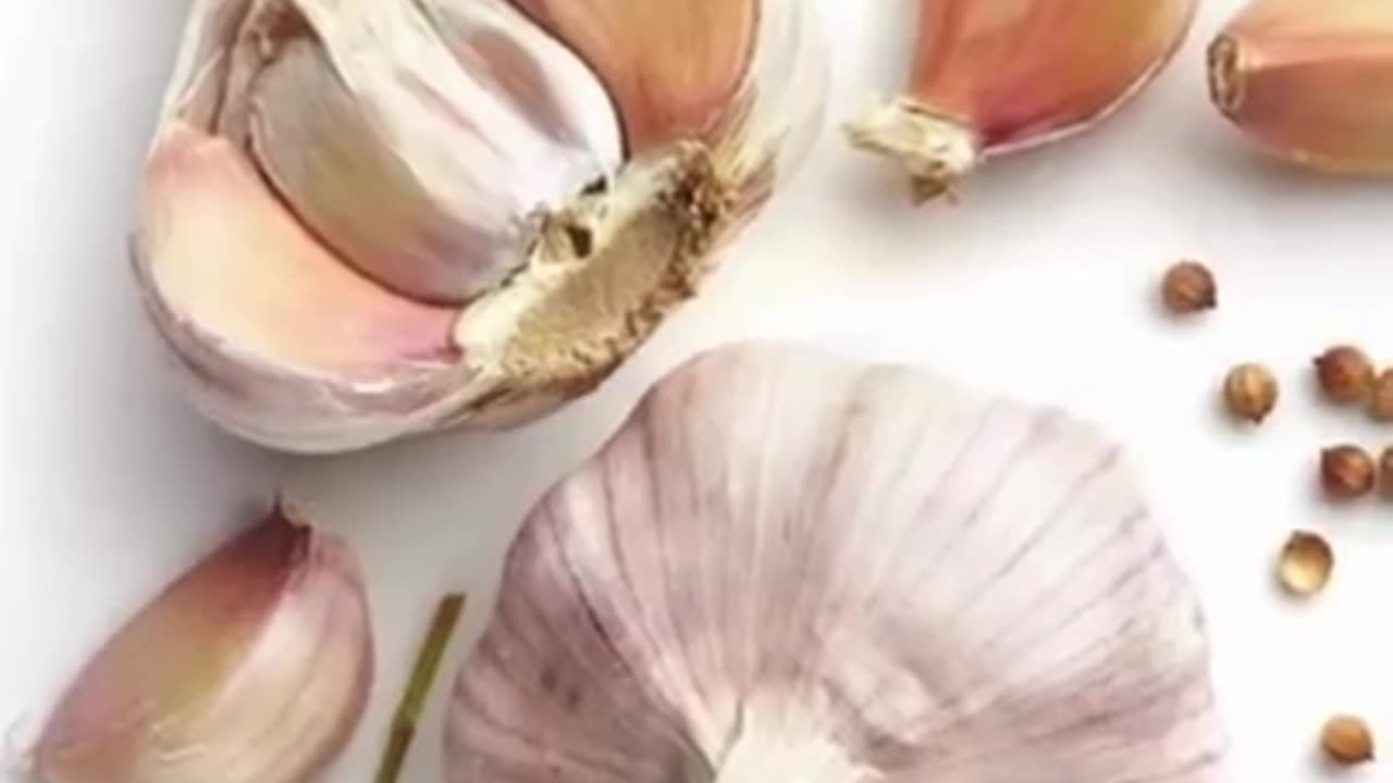 Two benefits of eating garlic