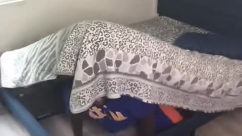 Scary prank (under the bed)