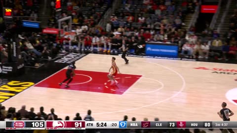 NBA - Cade hits Ausar with the full-court outlet 🫨