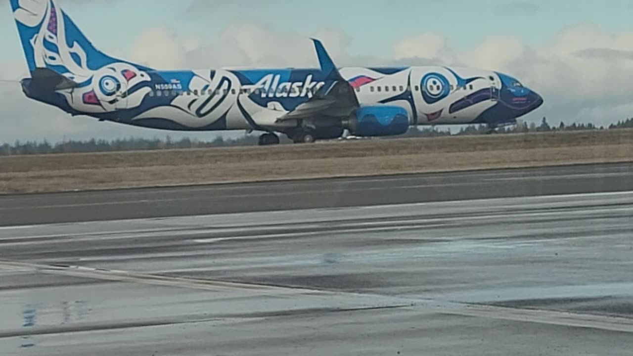 Alaskan airline jet ready to flight
