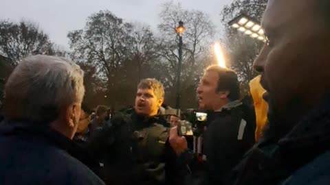 Bob of Speaker's Corner argues with James about secularists attacking over Christians