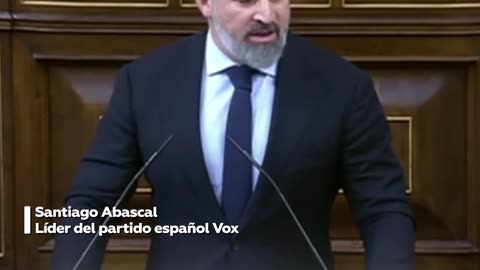 “Devuelva el dinero que su partido ha gastado en p*as, c*ca y saunas”