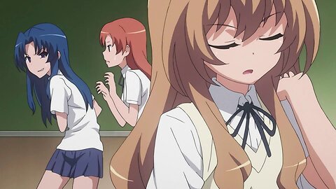 Toradora - Taiga hits Ami with her bag