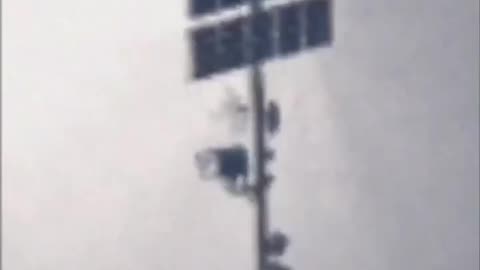 Igy keringenek a "föld" körül a műholdak 2