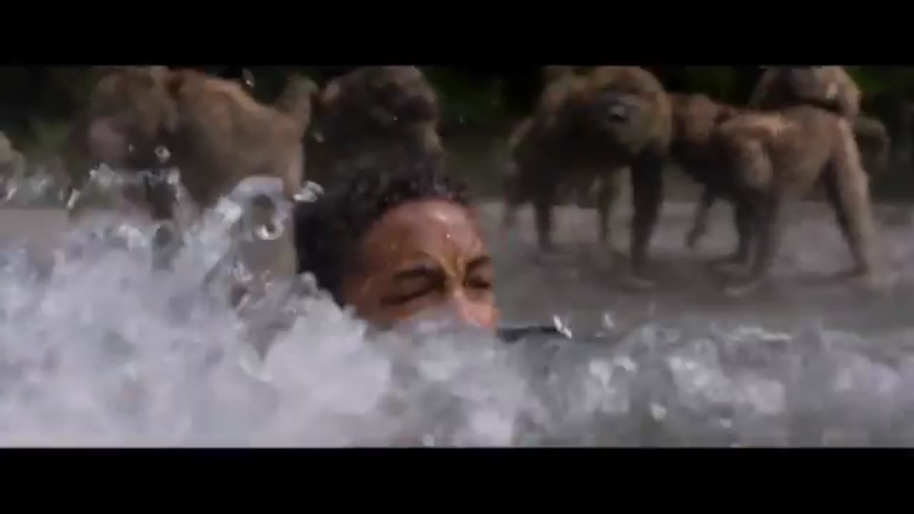 Baboon attack scene//After earth //Short movie video