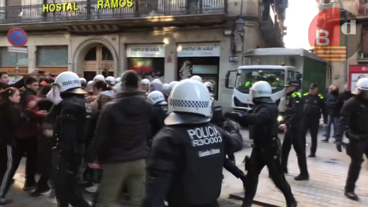 Dispositivo de los Mossos y la Urbana para desalojar a la Antiga Massana