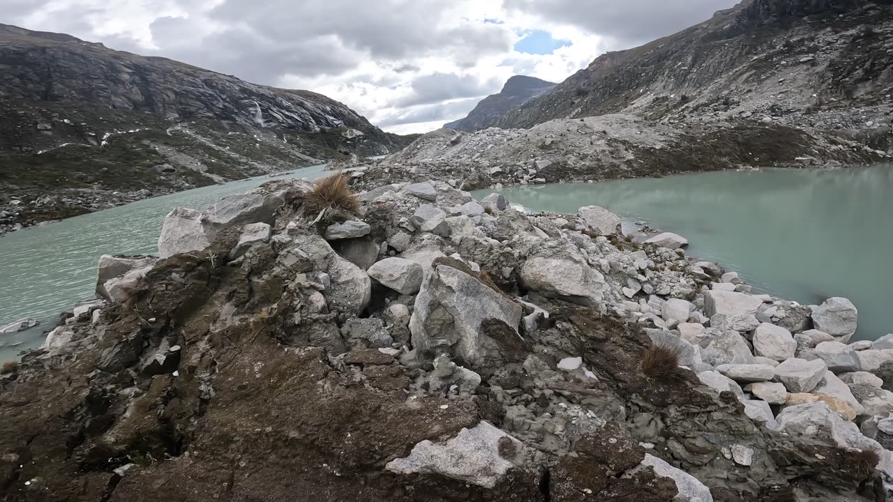 Exploring a mountain lake (Quebrada Llaca, Huaraz, Ancash) PERU