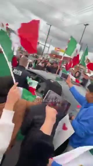 2/1/25 Salem OR protest. 2020 BLM riot vibes