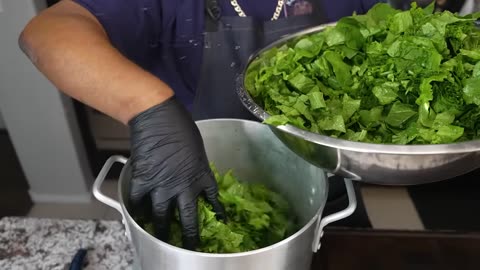 Collard Greens Like Grandma Used to Make!