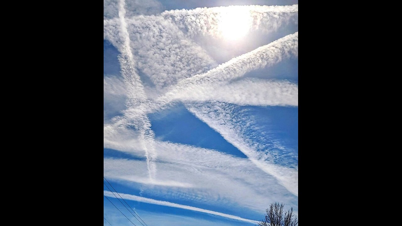 JD Vance visited a local creek: "These waterways are still very polluted."