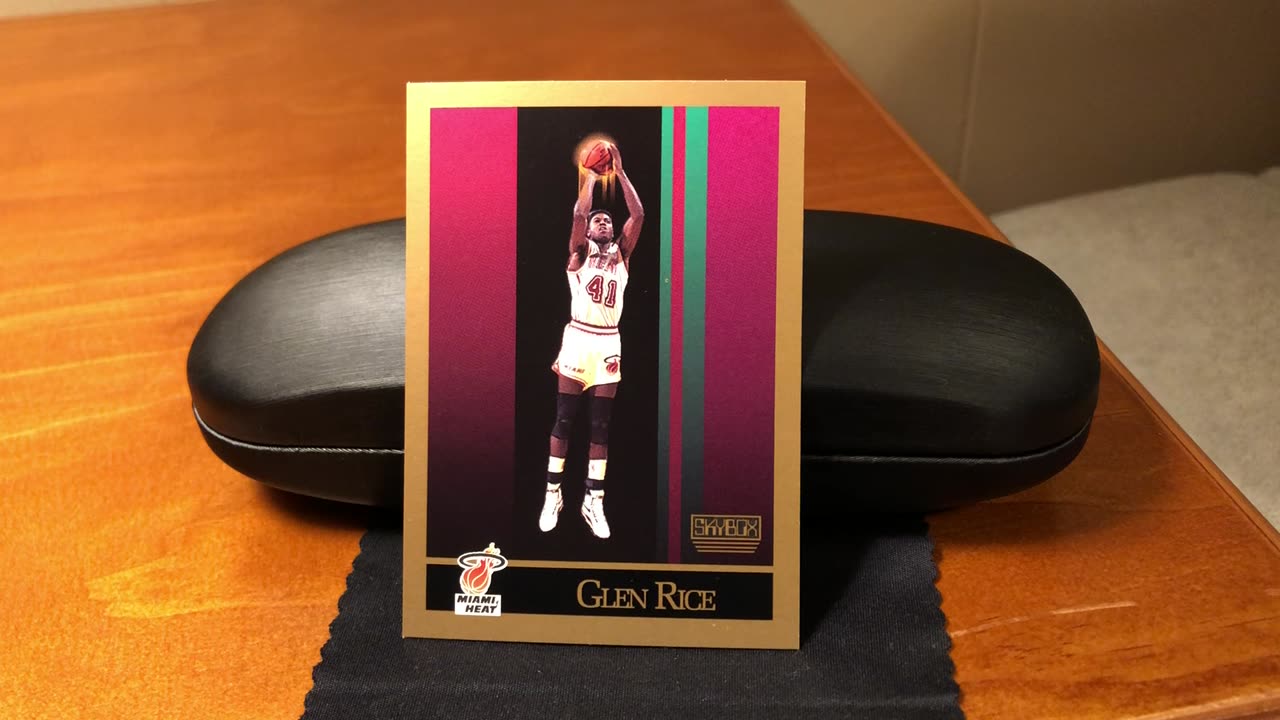 Basketball Card, 1990-91 Skybox #150 Glen Rice Rookie