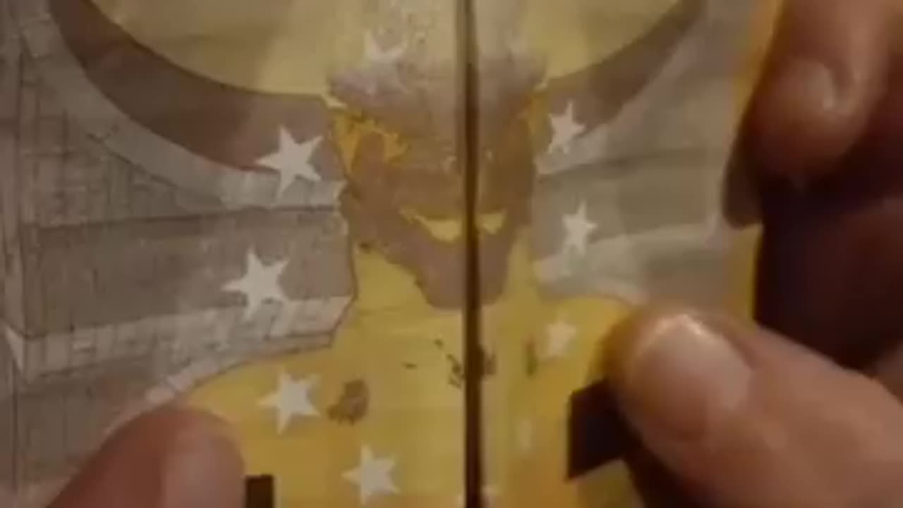 demony na banknotach