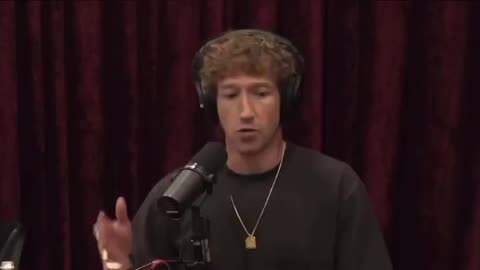 Zuckerberg： ＂They pushed us super hard to take down things that were true...