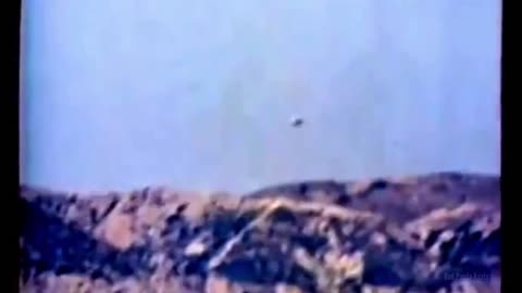 Stanton Friedman shows UFO seen above Catalina