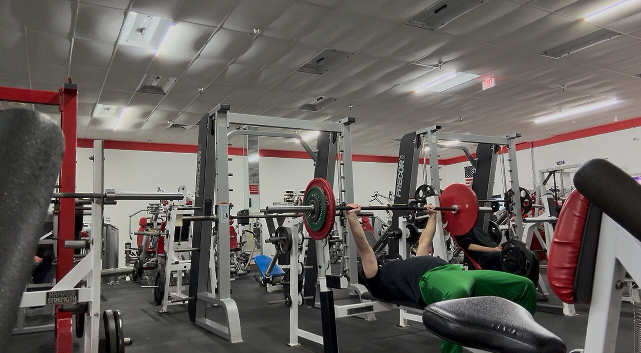 Bench Press 95KG/209LBs