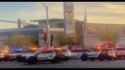 Man With Knife Barricaded In Las Vegas Bus With Hostages!