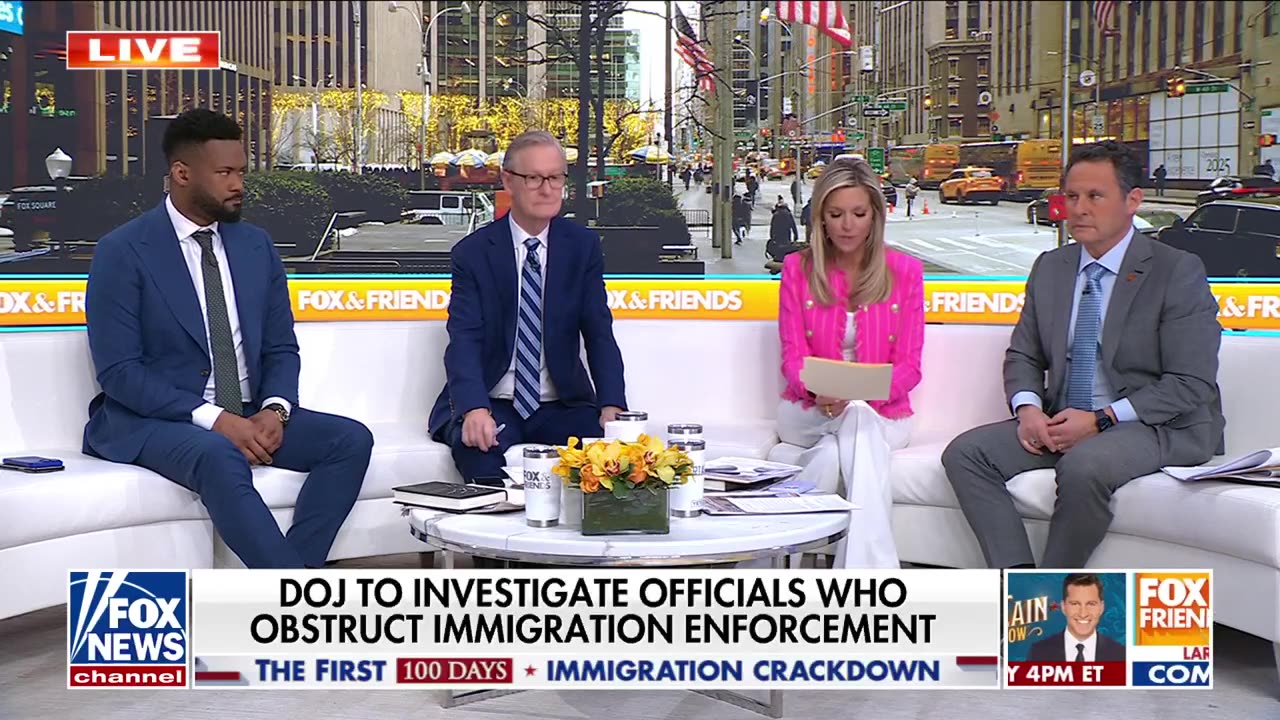 'WARP SPEED': ICE makes hundreds of migrant arrests in sanctuary cities